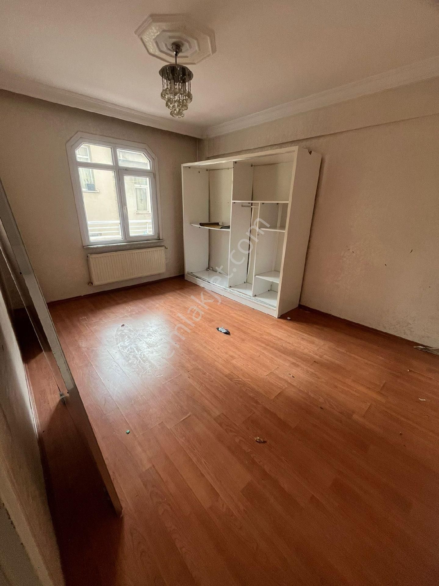 Güngören Merkez Satılık Daire GÜNGÖREN MERKEZ 2+1 SATILIK DAİRE