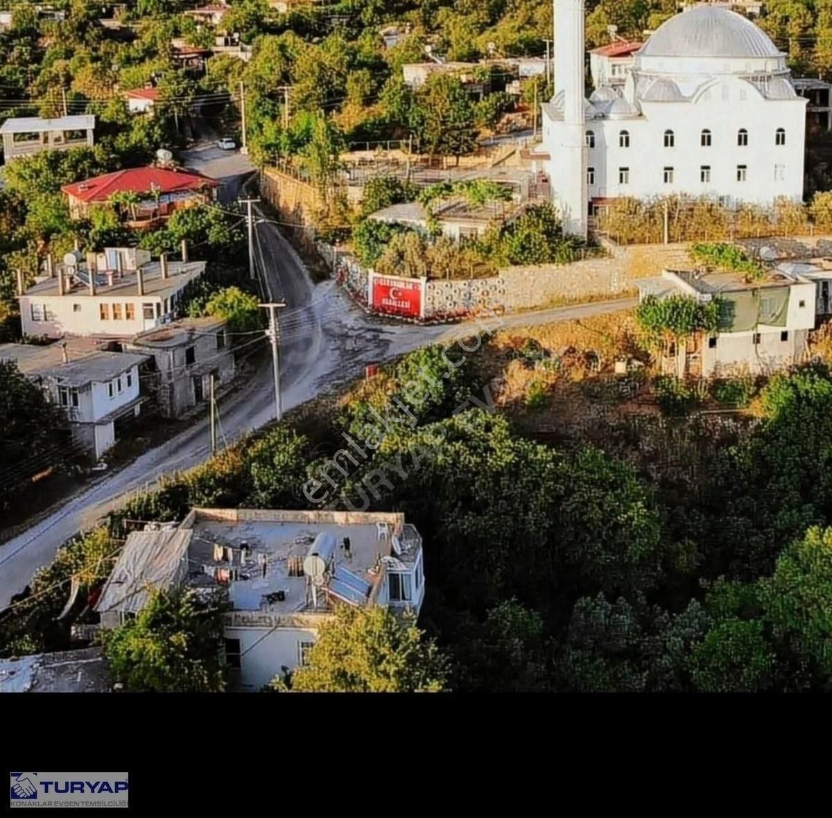 Alanya Karamanlar Satılık Müstakil Ev ALANYA KARAMANLAR KÖYÜ'NDE SATILIK BAHÇELİ KÖY EVİ