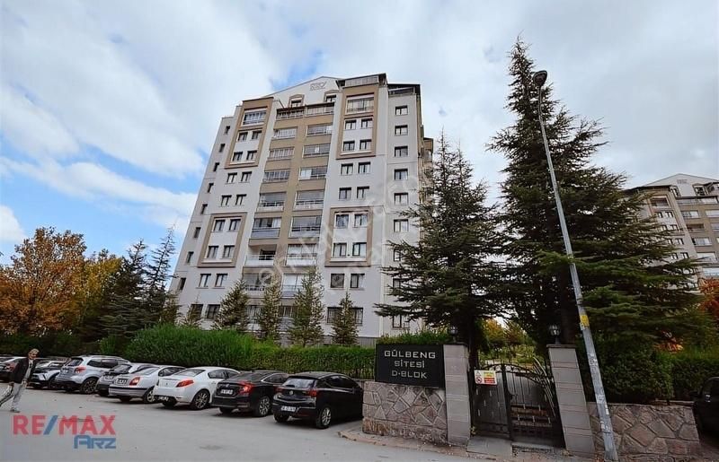 Çankaya Yaşamkent Satılık Daire Yaşamkent Gülbeng Sitesi 4+1 6.kat 160m2 Satılık Daire...