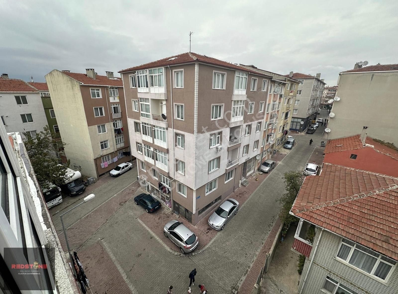 Çorlu Reşadiye Satılık Daire REDSTONE'DAN REŞADİYE MAHALLESİ'NDE SATILIK 3+1 BOŞ DAİRE