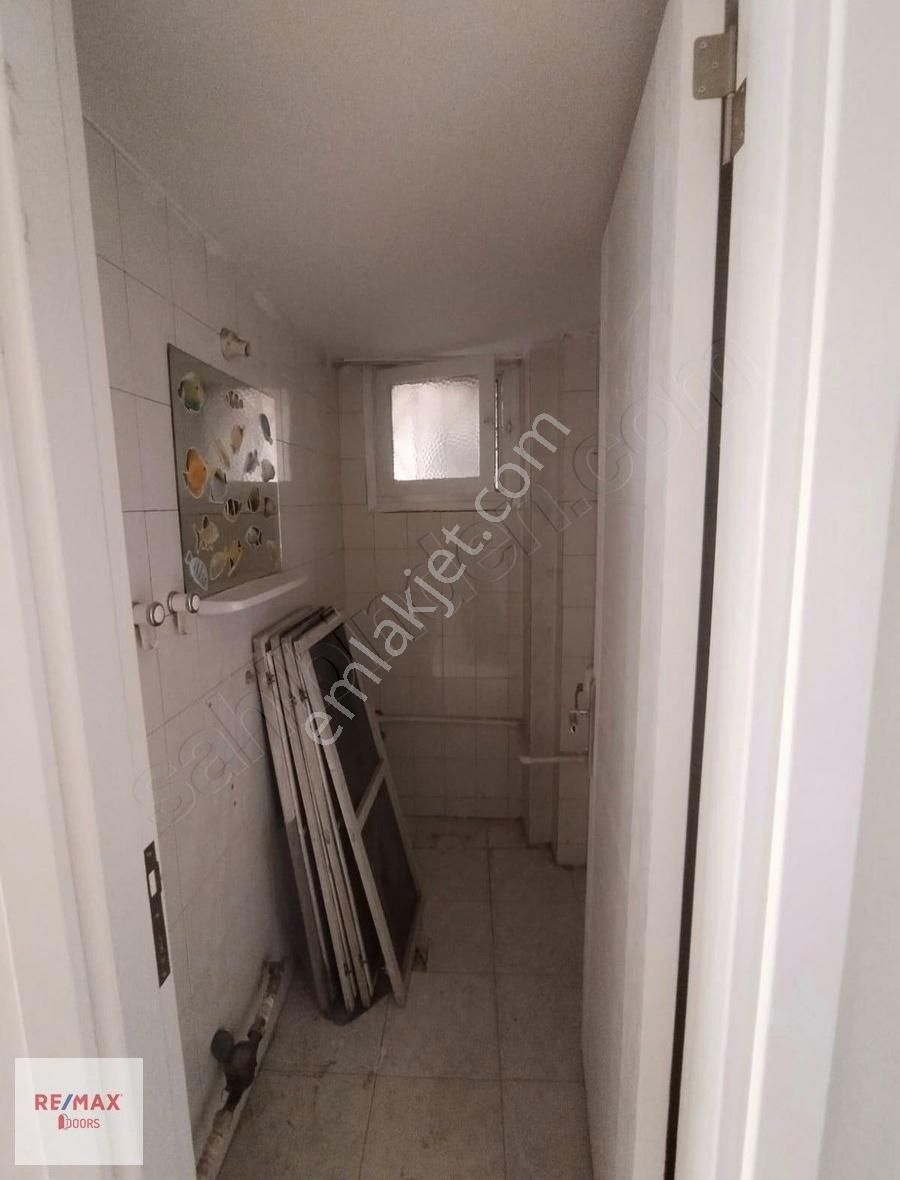 Bayraklı Manavkuyu Satılık Daire MANAVKUYU DA KIZILAY KAN MERKEZİ ARKASI SATILIK 3+1 DAİRE