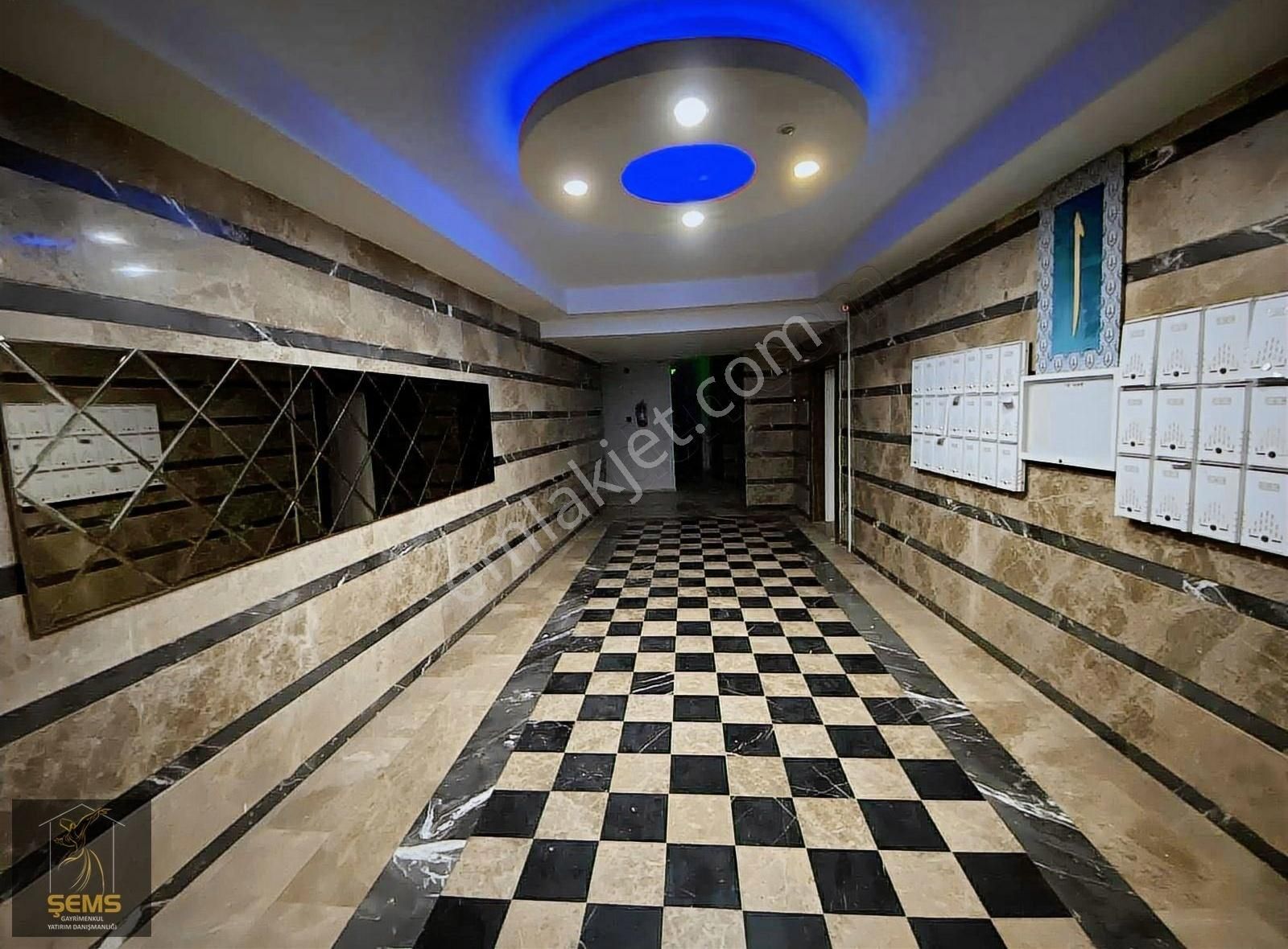 Şems'ten Meramın Gözdesi Elif Konaklarında 4+1 Geniş Arakat - Görsel 23