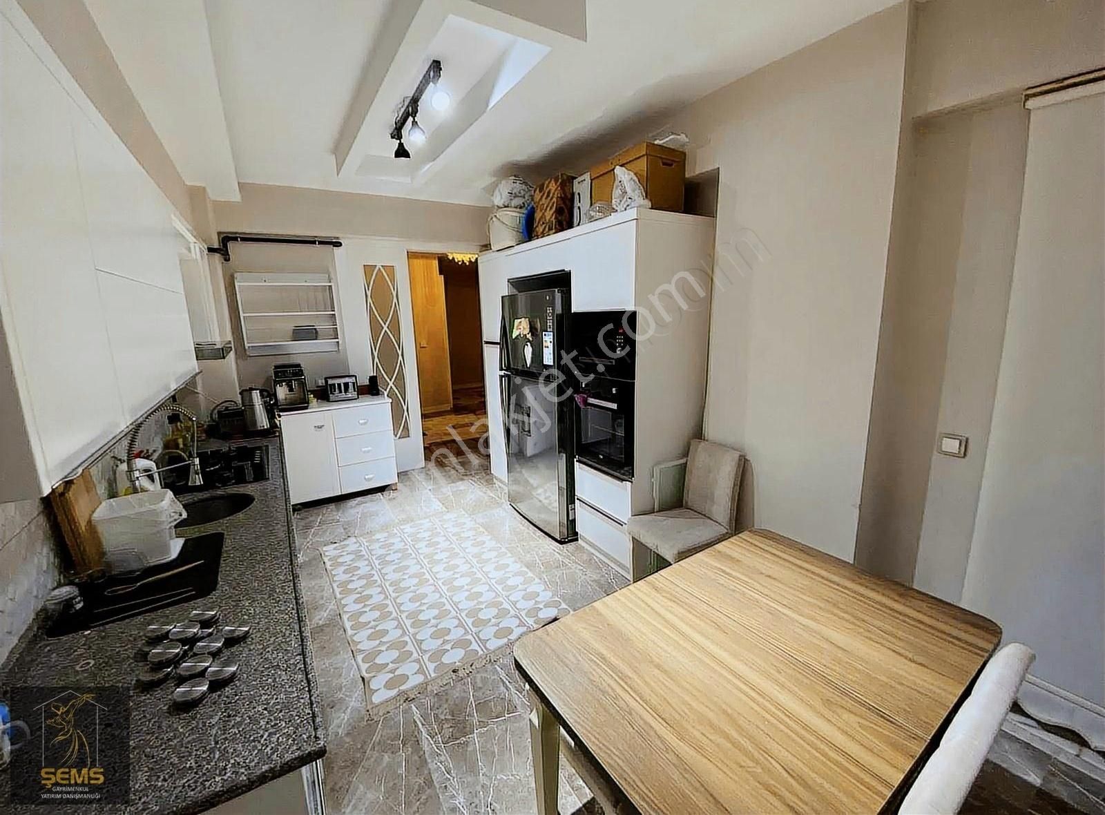 Şems'ten Meramın Gözdesi Elif Konaklarında 4+1 Geniş Arakat - Görsel 10