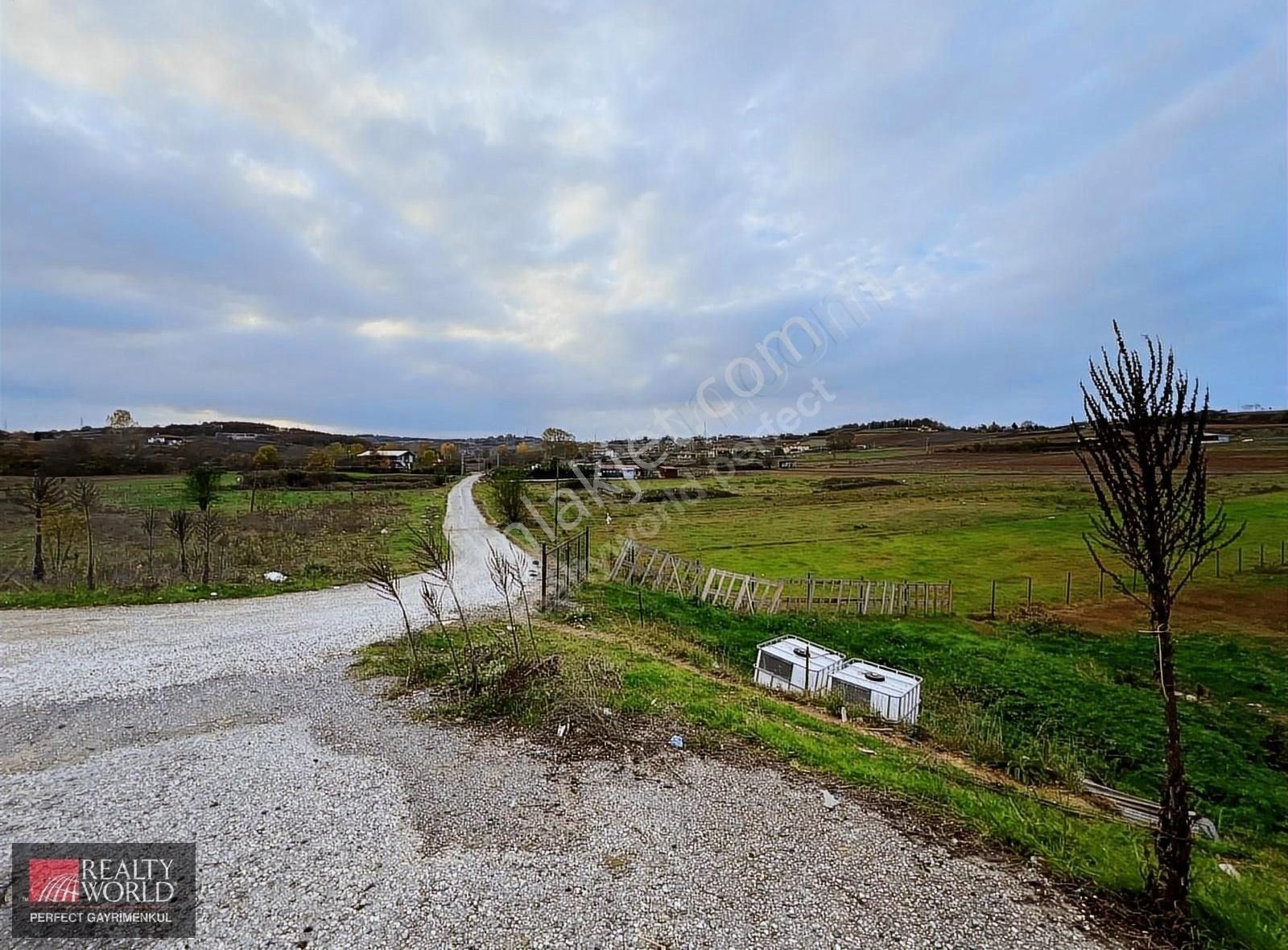 Sakarya/adapazarı/kayrancık Yatırımlık 1813 M2 Tek Tapu - Görsel 9