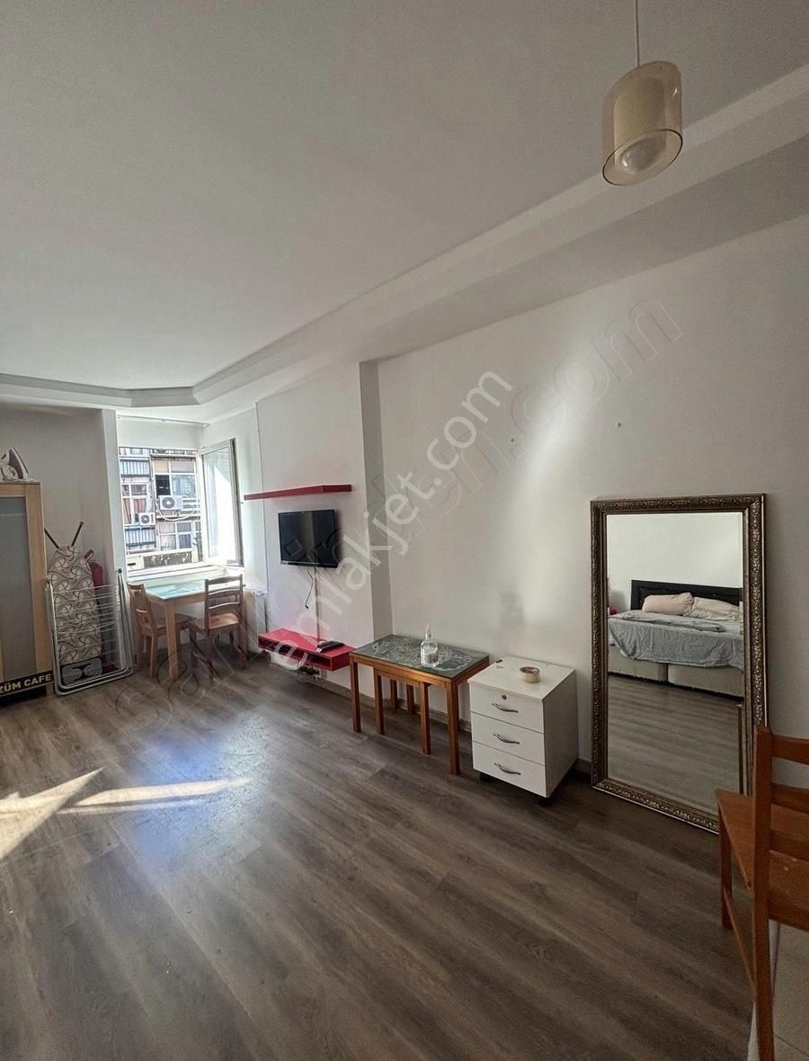 İstanbul Kadıköy Eşyalı Kiralık Daire Kadıköy Altıyolda 1+0 eşyalı daire