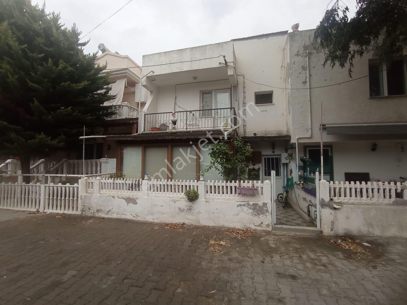 İzmir Foça Eşyalı Kiralık Daire  YENİFOÇA'DA 1+1 DENİZE 300 MT MESAFEDE EŞYALI KİRALIK DAİRE