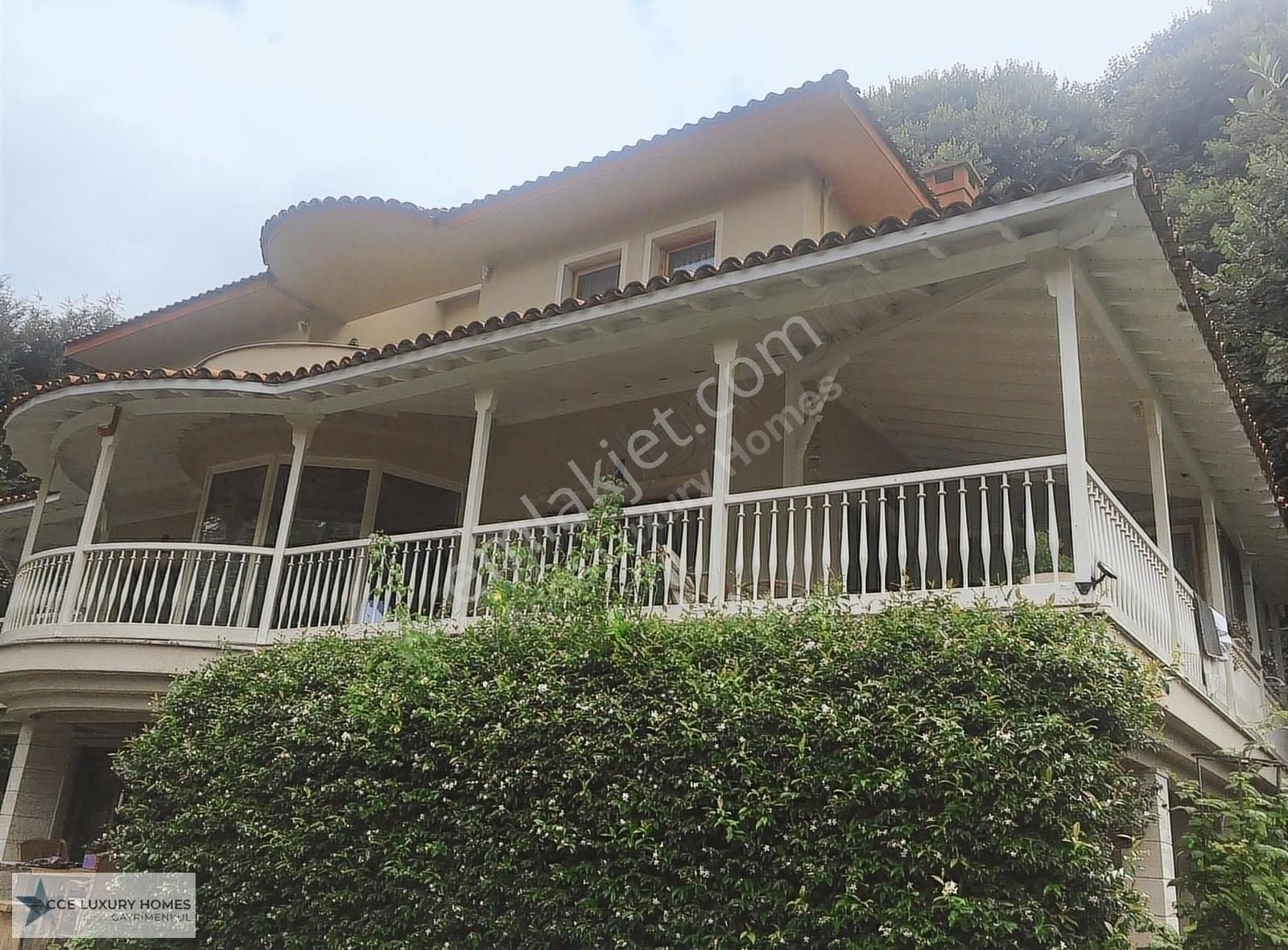 Beykoz Görele Satılık Villa Beykoz Acarkente Komşu Butik Sitede Satılık Villa