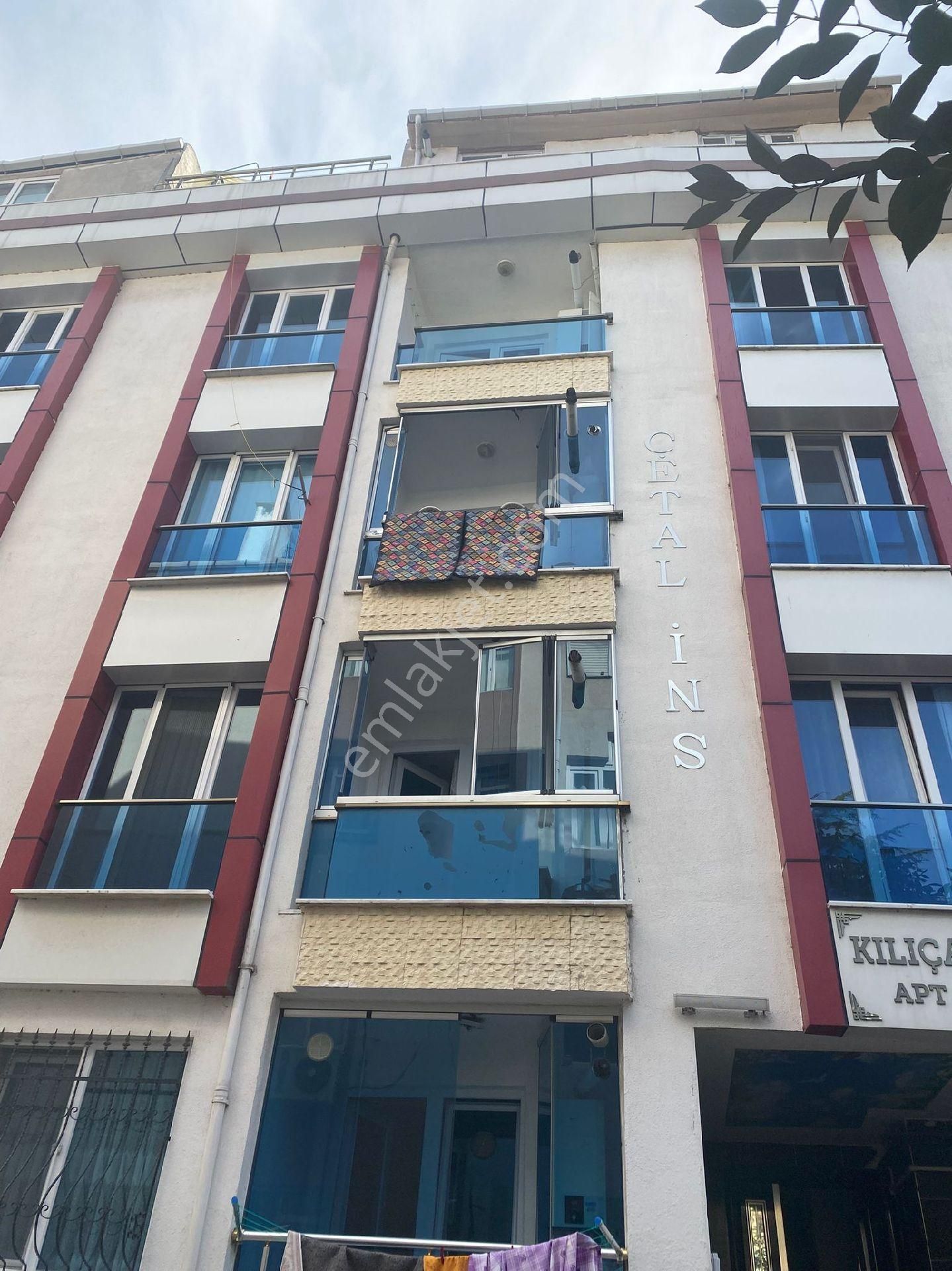 İstanbul Büyükçekmece Denize Yakın Kiralık Daire BUYUKCEKMECE MERKEZDE KIRALIK 3+1 DAIRE