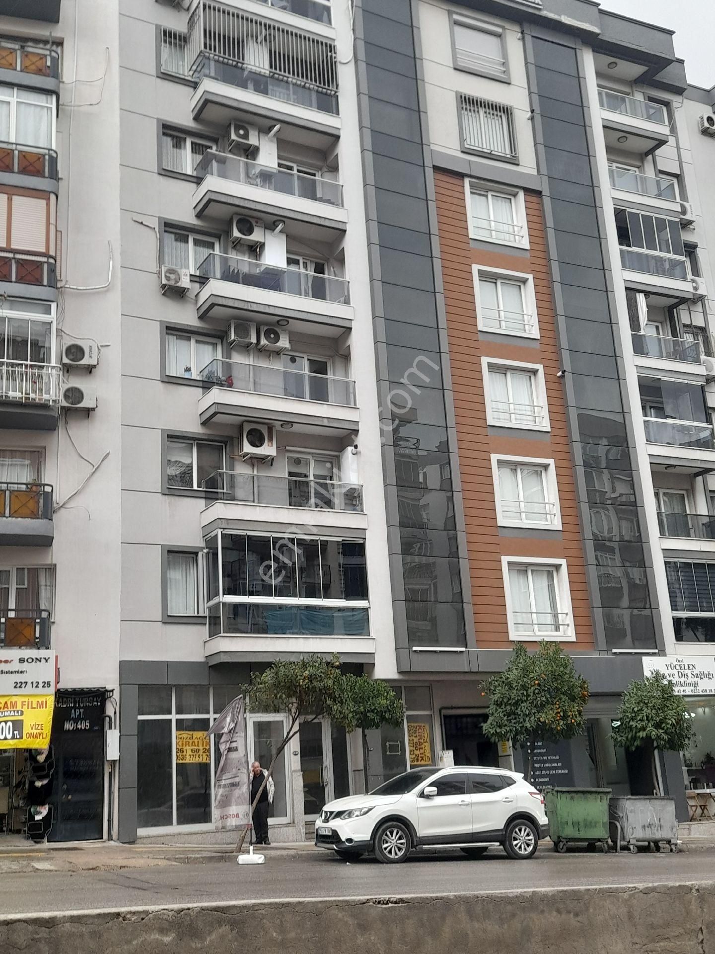 Konak Zafertepe Kiralık Dükkan & Mağaza izmir konak Eşrefpaşa cadde üzerinde 185 m2 dükkan 48000 tl 