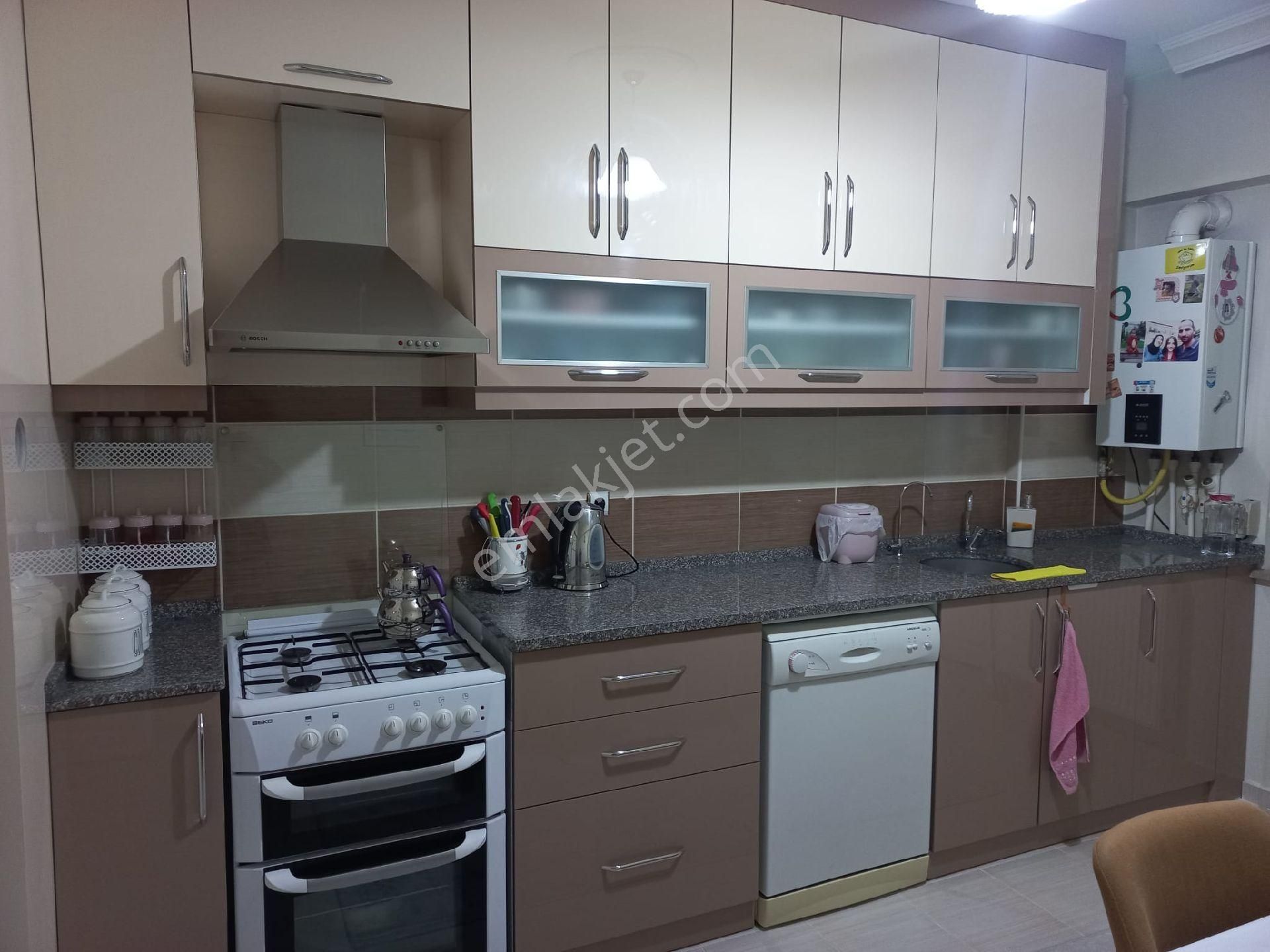 Çorum Merkez Ulukavak Satılık Daire  ÇORUM MERKEZ DOĞA KOLEJİ CİVARI SATILIK 3+1 145 m2 ARA KAT DAİRE