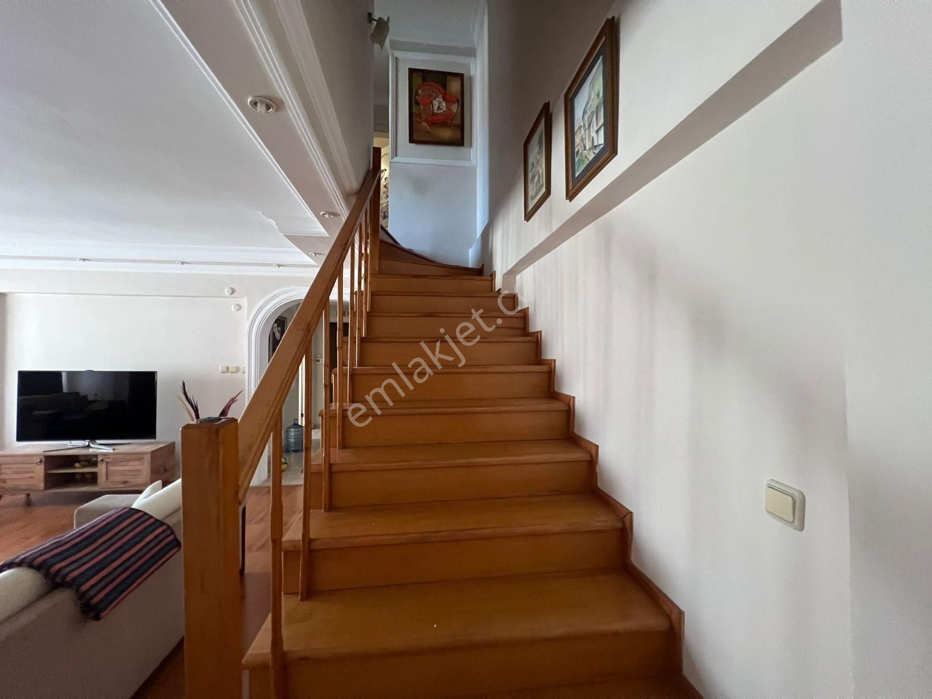 Akçadağ Gayrimenkul'den Geniş, Kullanışlı Dubleks - Görsel 19