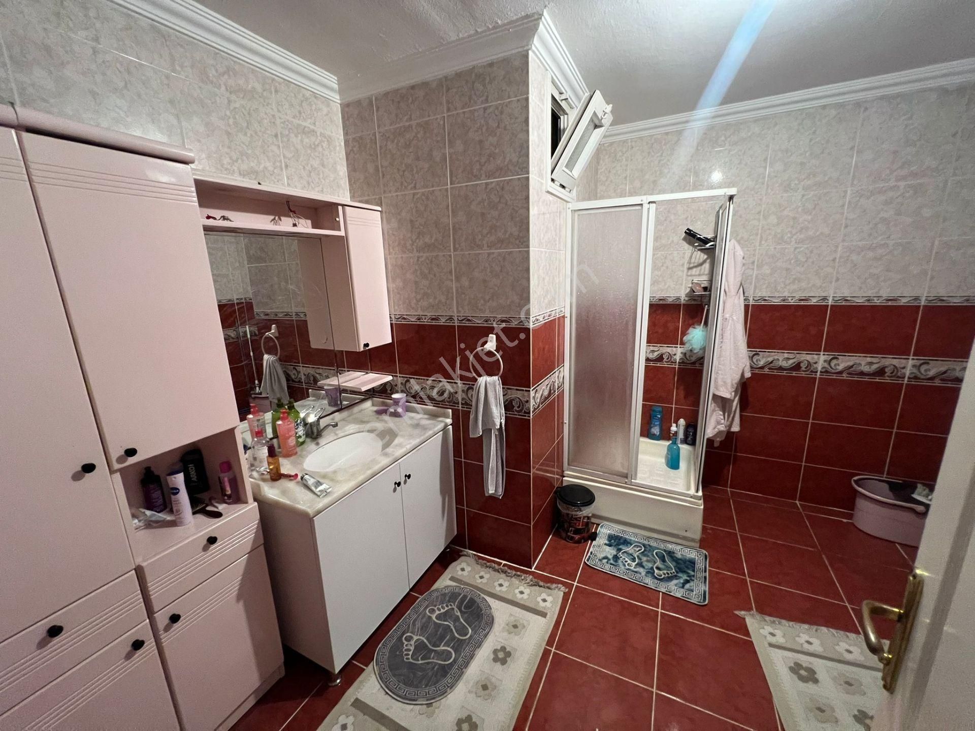 Akçadağ Gayrimenkul'den Geniş, Kullanışlı Dubleks - Görsel 5