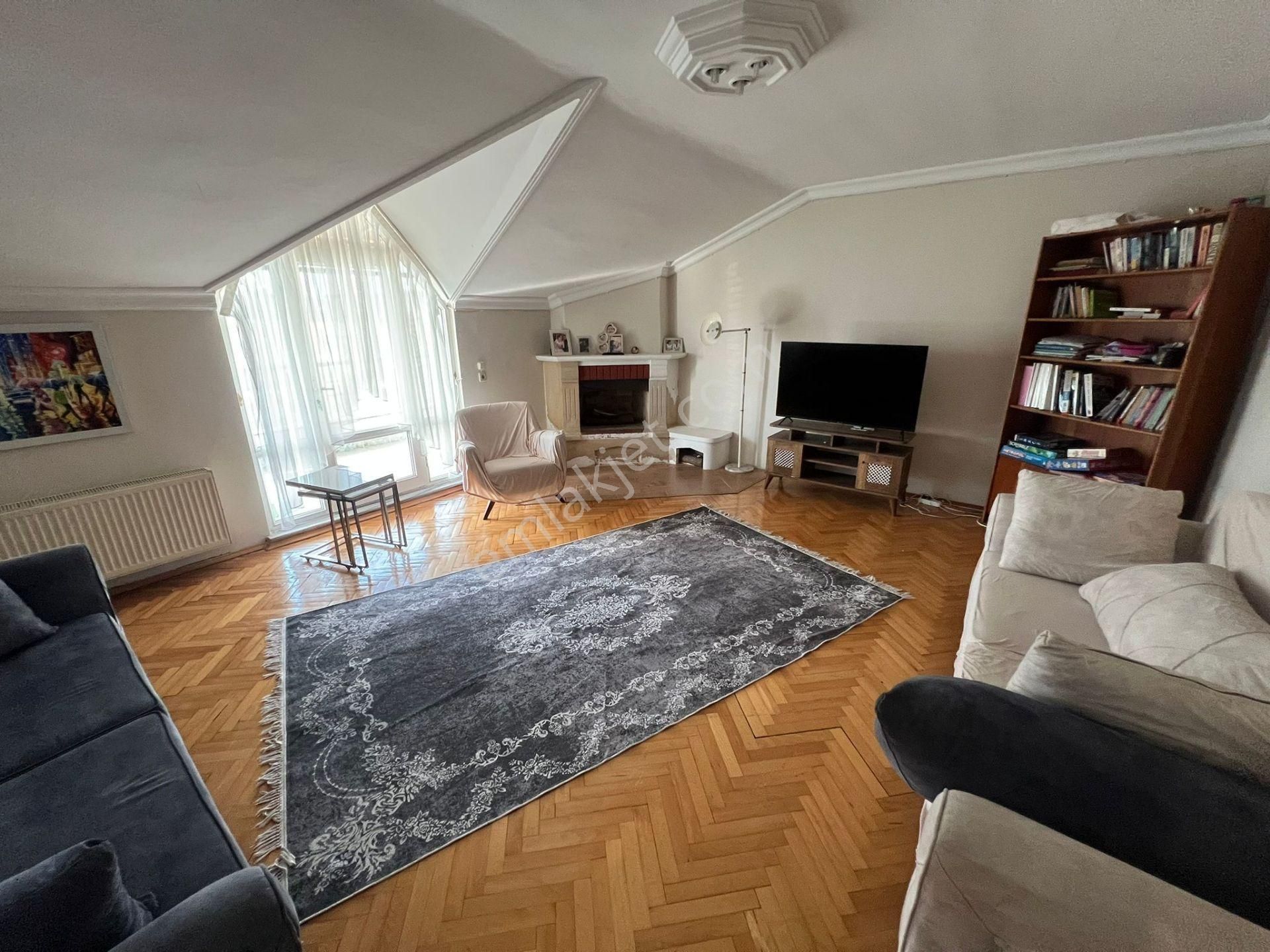 Akçadağ Gayrimenkul'den Geniş, Kullanışlı Dubleks - Görsel 22