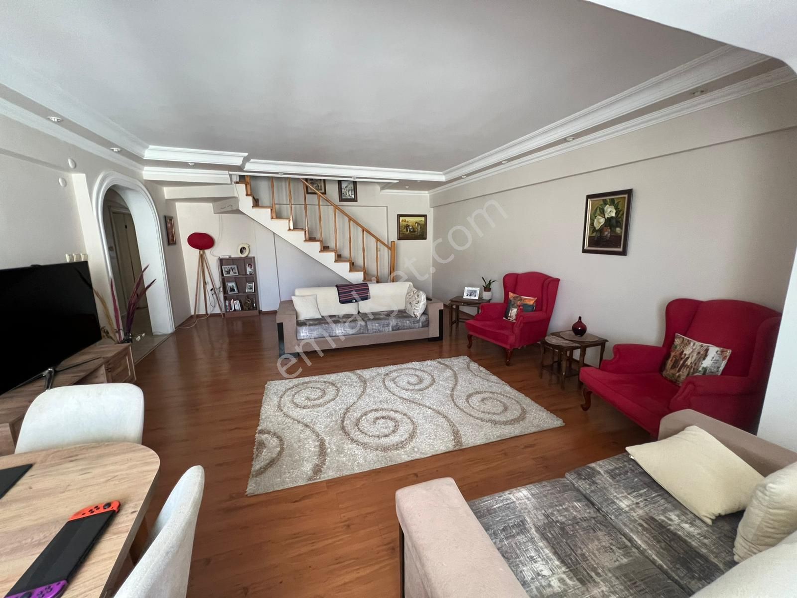 Akçadağ Gayrimenkul'den Geniş, Kullanışlı Dubleks - Görsel 6