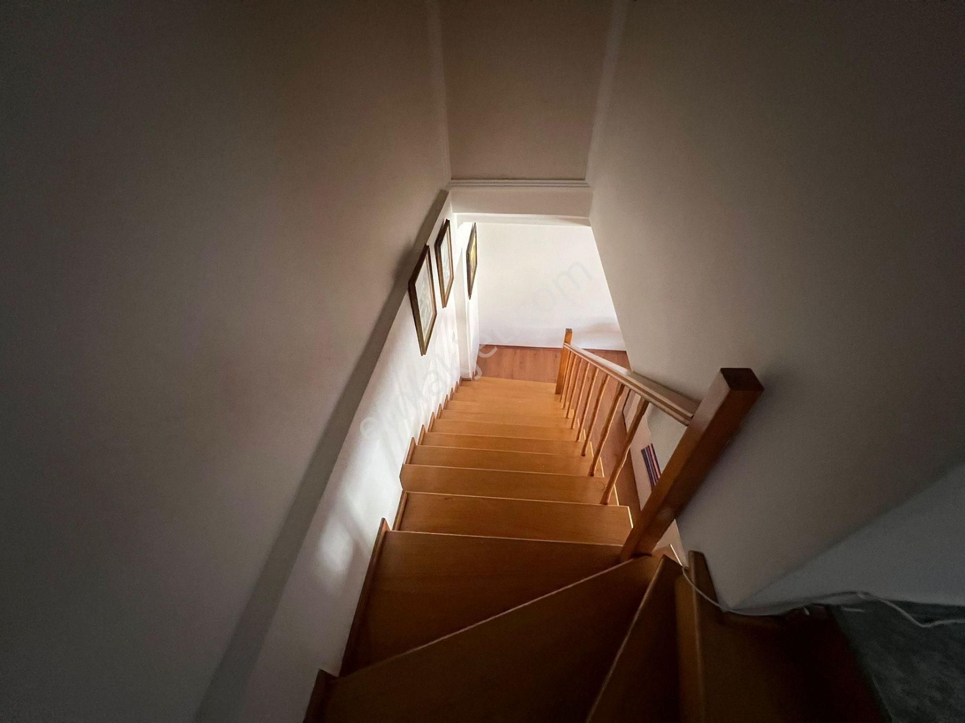 Akçadağ Gayrimenkul'den Geniş, Kullanışlı Dubleks - Görsel 20