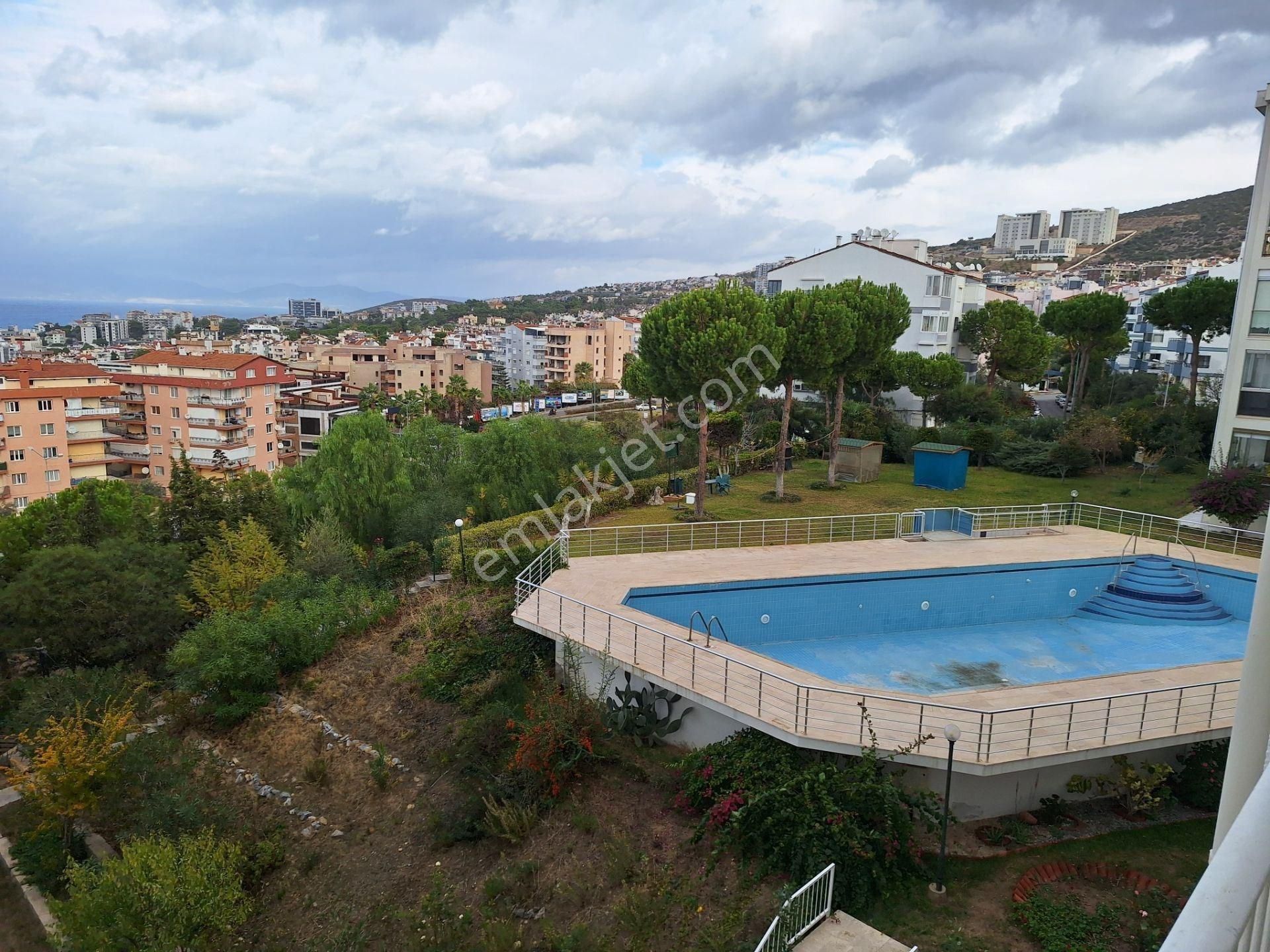 Kuşadası Ege Satılık Daire Kuşadası Ege Mahallesinde Deniz Manzaralı Satılık Daire