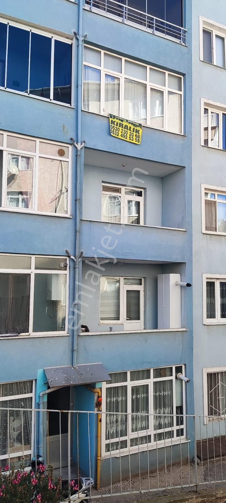 Edirne Merkez Medrese Ali Bey Kiralık Daire  ÖZSOY EMLAK EDİRNE'DEN AYŞEKADIN'DA ÇOK TEMİZ AİLE APARTMANINDA  EŞYALI 3+1 DAİRE