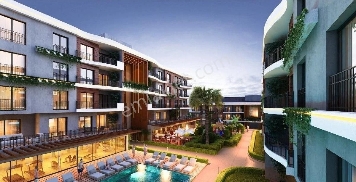 Kuşadası'ın Da Doğalgazlı Sıfır Güvenlikli Sitede Acil Satılık 2+1 Daire