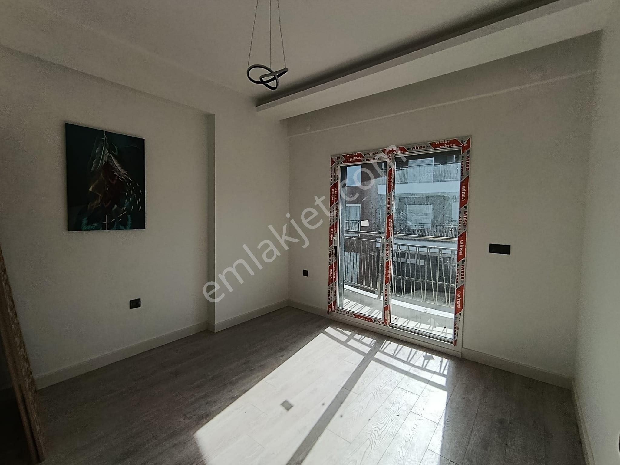 Kuşadası'ın Da Doğalgazlı Sıfır Güvenlikli Sitede Acil Satılık 2+1 Daire - Görsel 25