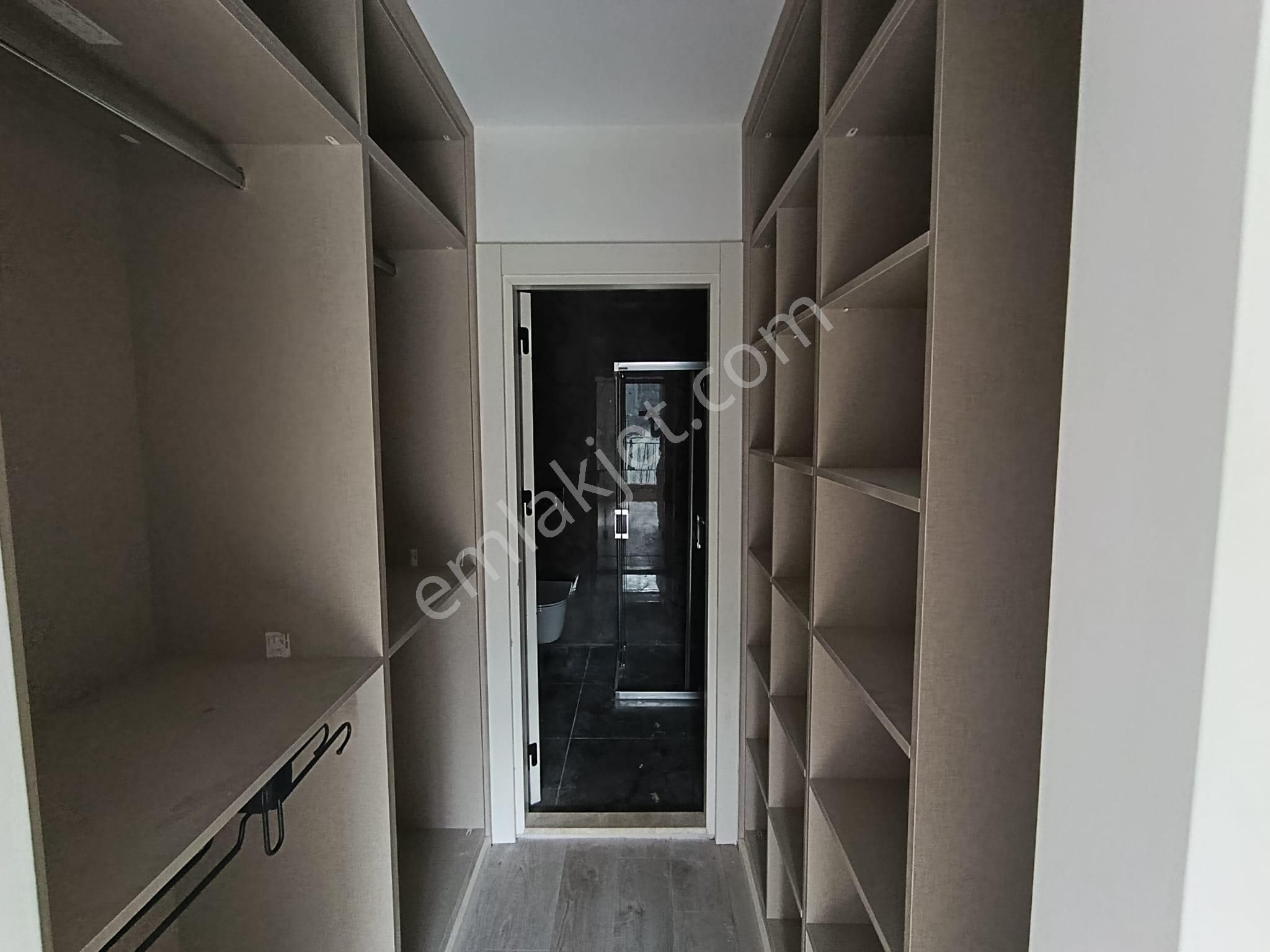 Kuşadası'ın Da Doğalgazlı Sıfır Güvenlikli Sitede Acil Satılık 2+1 Daire - Görsel 20