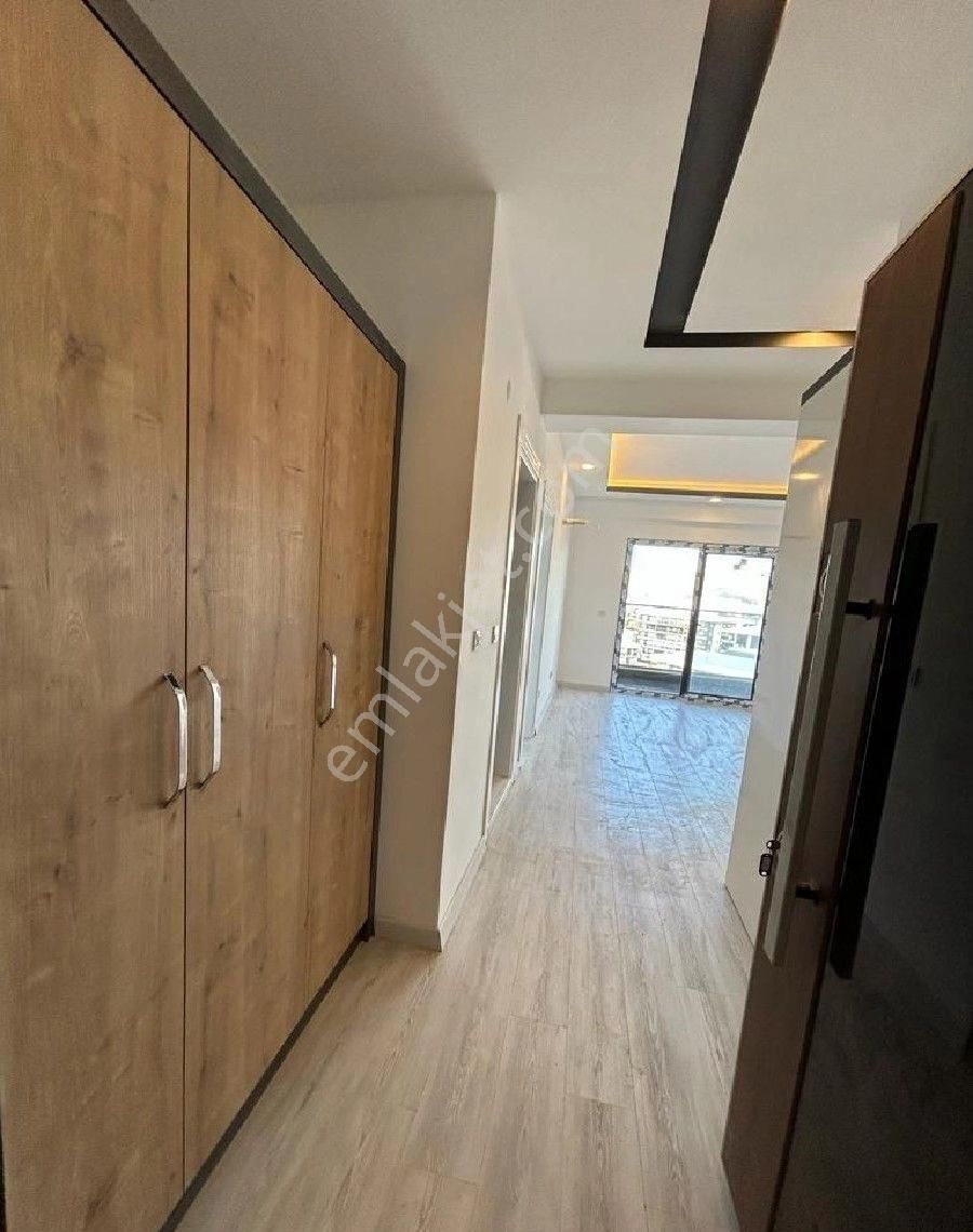 Kuşadasında Deniz Manzaralı Havuzlu 1+1 Ve 2+1 Sıfır Daireler - Görsel 5