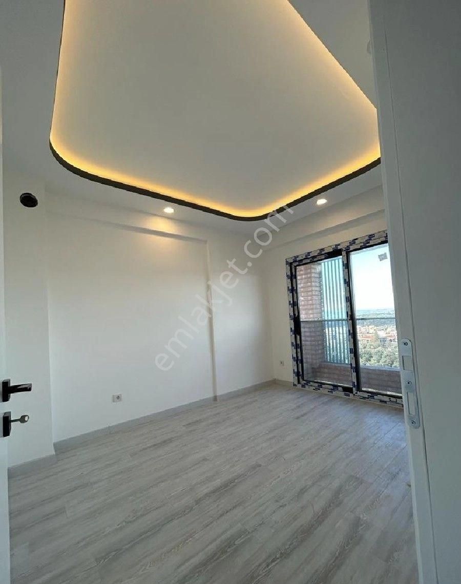 Kuşadasında Deniz Manzaralı Havuzlu 1+1 Ve 2+1 Sıfır Daireler - Görsel 8