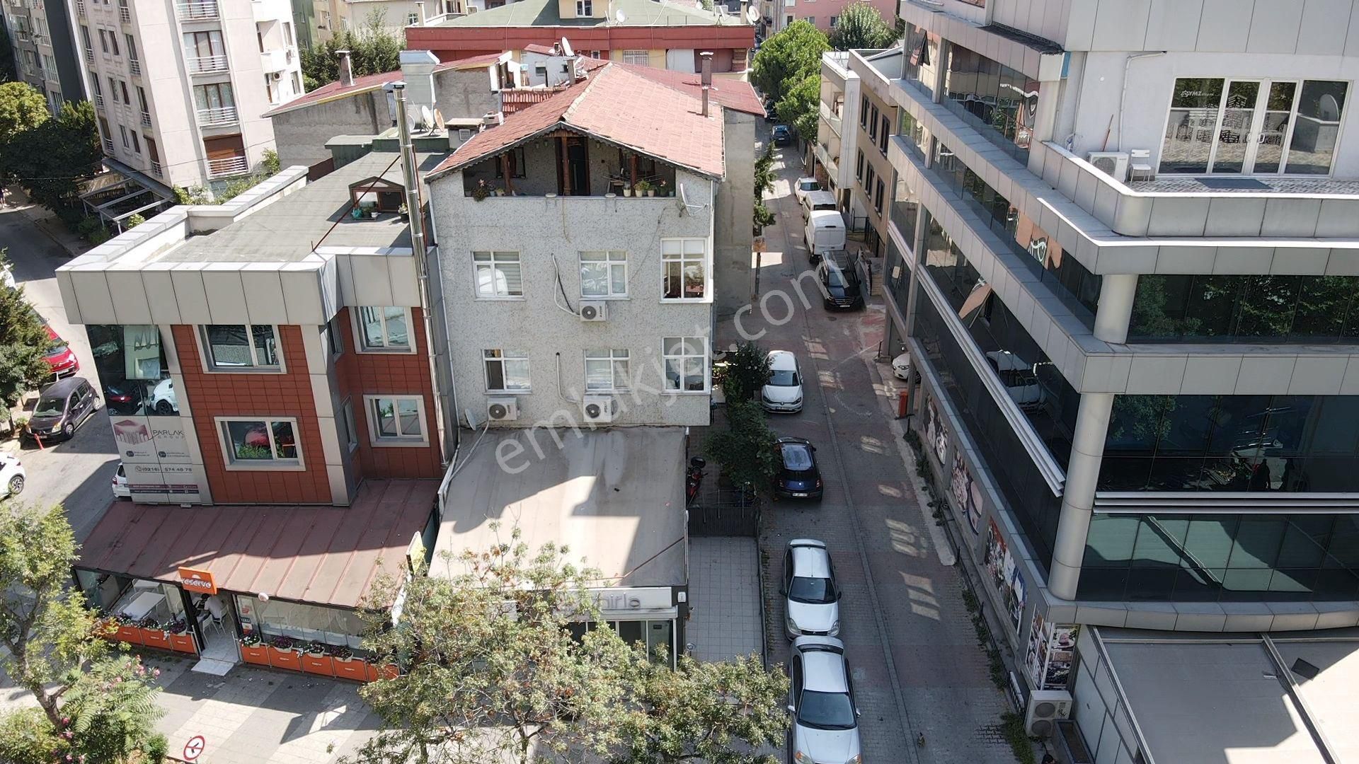 Ataşehir İçerenköy Satılık Bina İÇERENKÖY CADDE ÜZERİ SATILIK KOMPLE BİNA