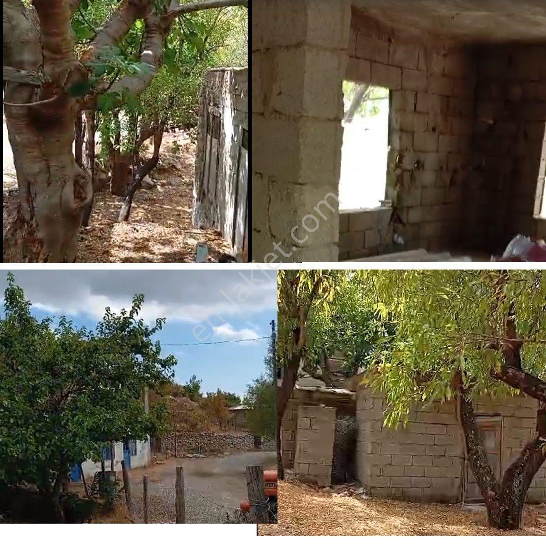 Yağrat Köyünde İçinde Köy Evi Olan Arsa - Görsel 5
