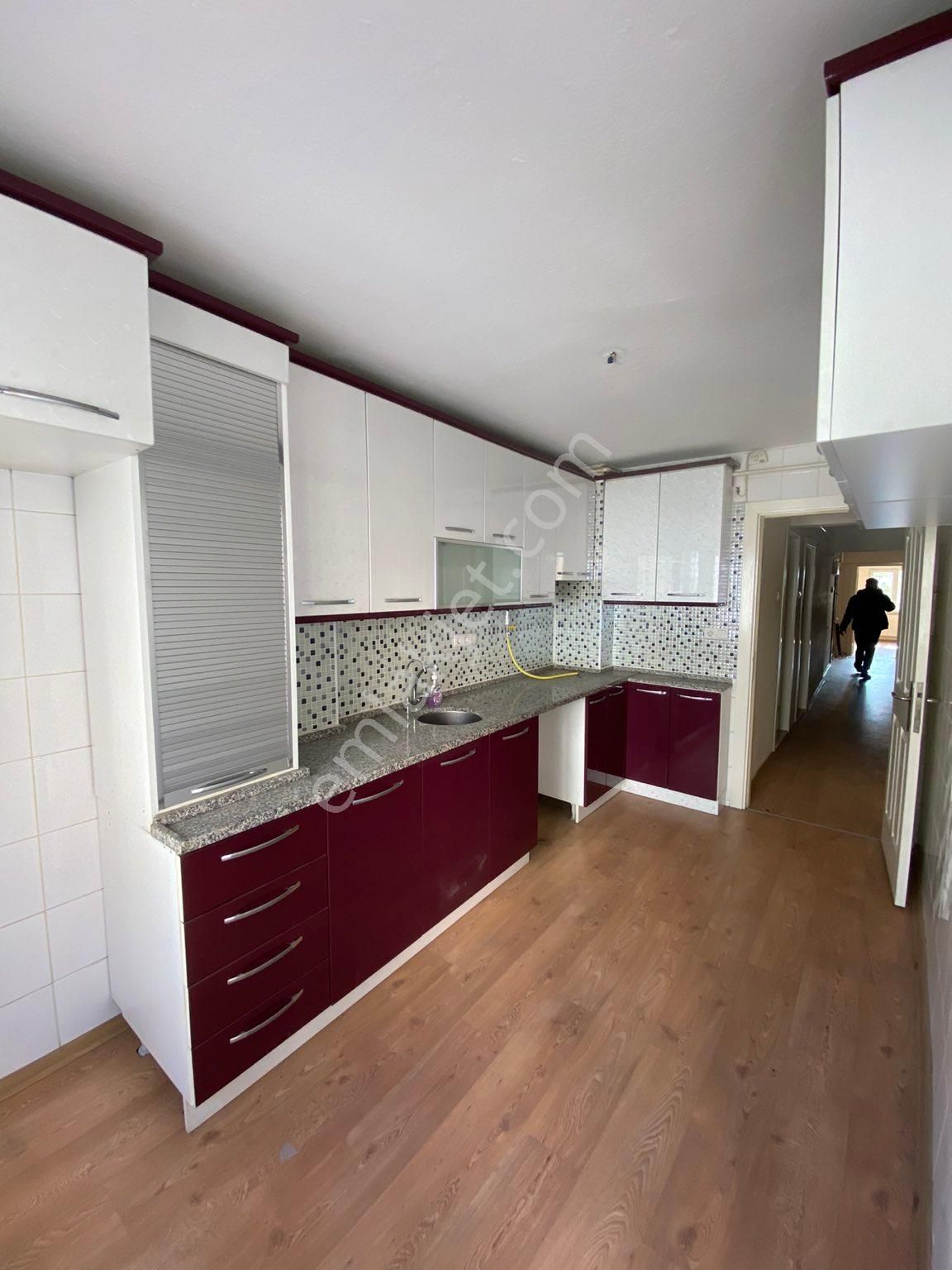 Manisa Şehzadeler Havuzlu Satılık Daire SK YATIRIM’DAN PEKER MAHALLESİ 3+1 140M2 ÖNÜ AÇIK SATILIK DAİRE