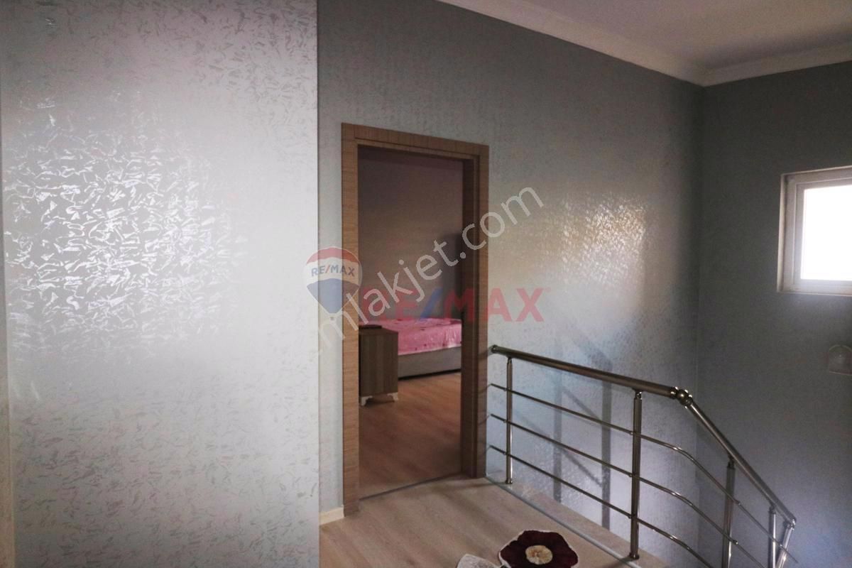 Aydın Didim Yenimahalle'de Asansörlü Binada Satılık Geniş 3+1 Dubleks Daire - Görsel 13