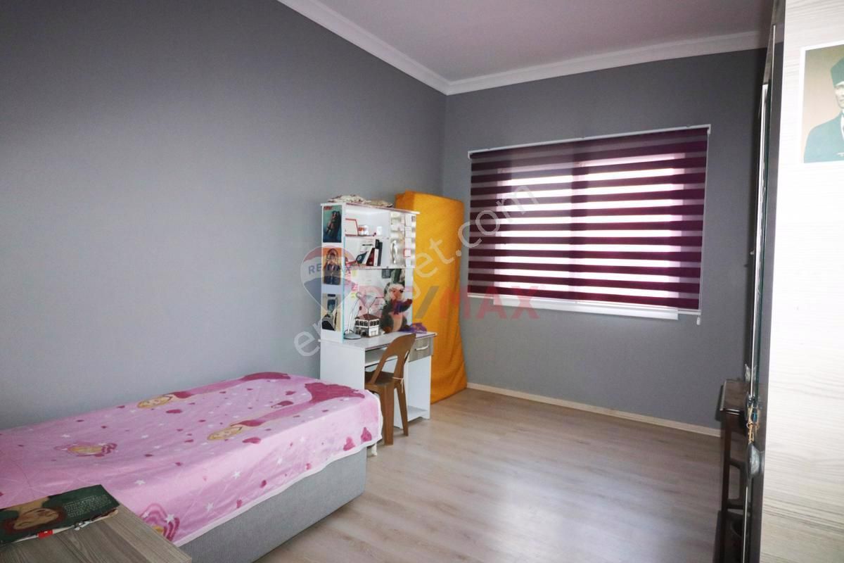 Aydın Didim Yenimahalle'de Asansörlü Binada Satılık Geniş 3+1 Dubleks Daire - Görsel 8