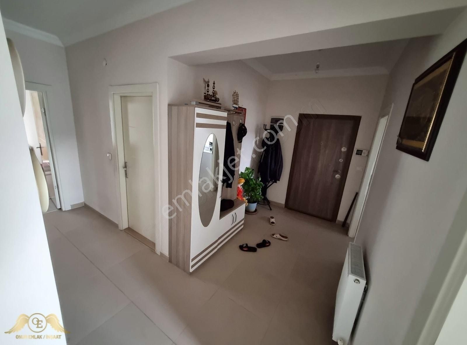 Amasya Merkez Helvacı Satılık Daire Onur Emlak İnşaattan Helvacı Akmen Sitesinde Satılık Daire 3+1