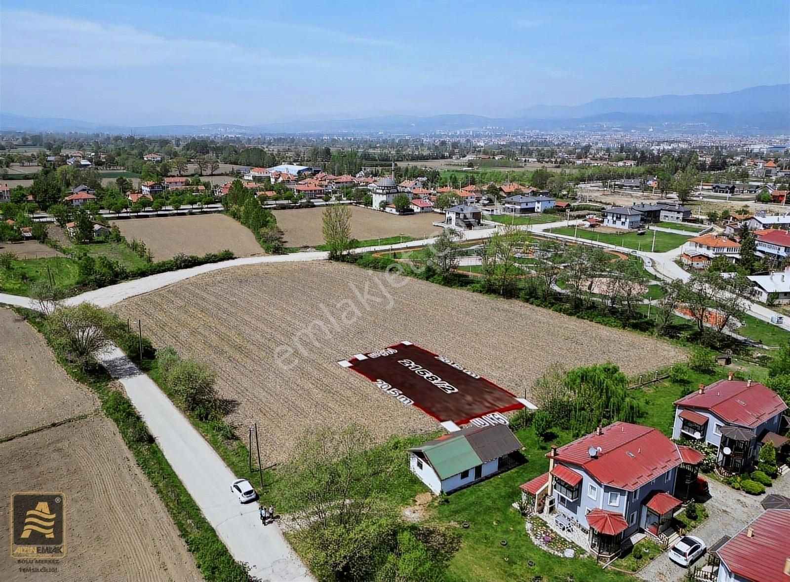 Bolu Merkez Yenimahalle Satılık Villa İmarlı Bolu Merkez'de Satılık 400 M² Arsa - Altın Emlak'tan