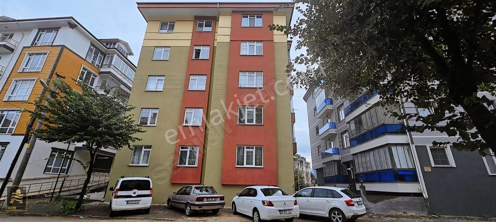 Bolu Merkez Sağlık Satılık Daire SAĞLIK MAHALLESİNDE SATILIK 3+1 DAİRE ALTIN EMLAK'TAN