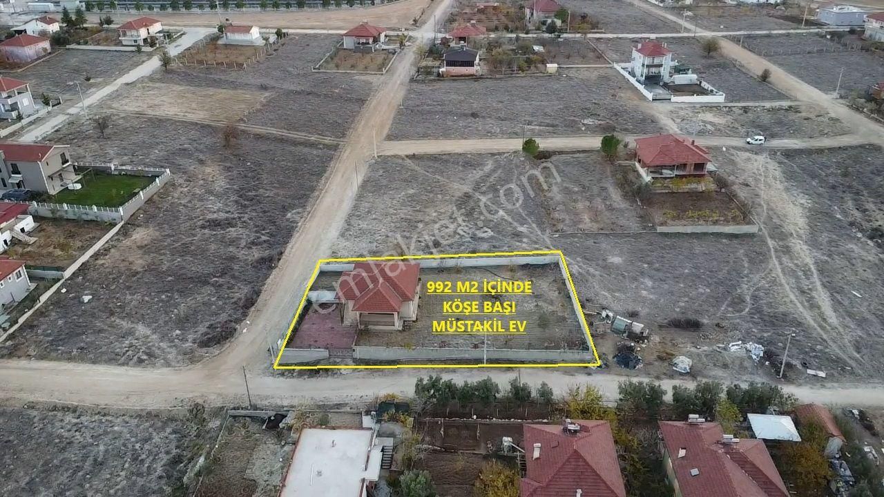 Korkuteli Bozova Satılık Müstakil Ev Antalya Korkuteli Bozova Mah. 992 M2 Köşe Arsa