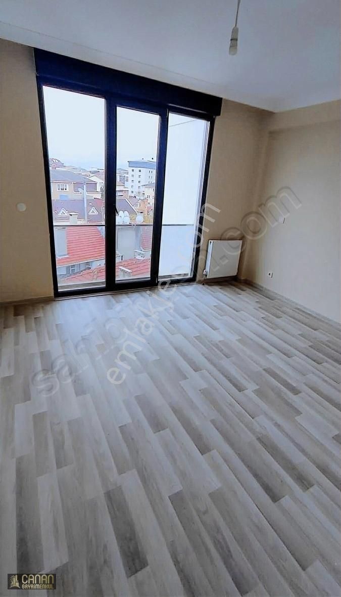 Pendik Yeni Kiralık Daire Pendik Süreyyapaşa Cadde Üstünde Kiralık Geniş 2+1 Daire