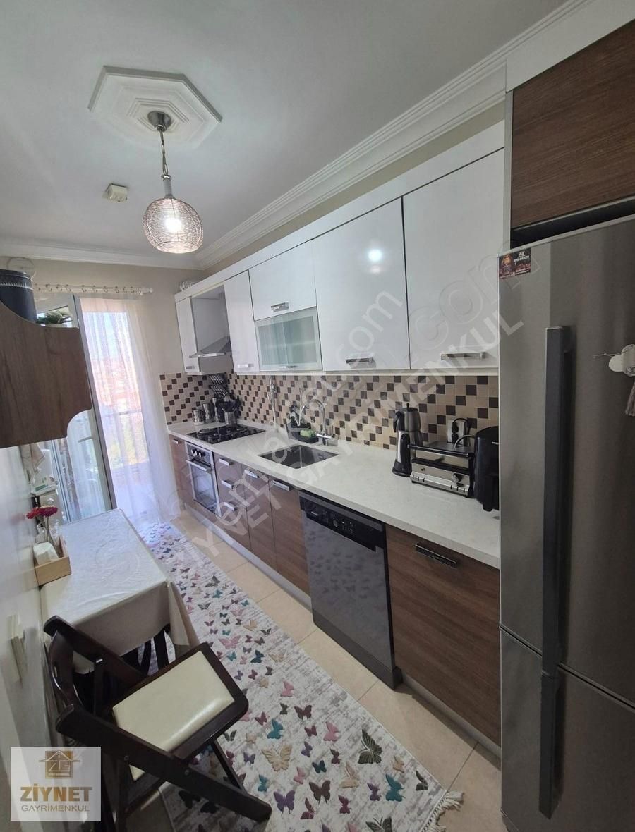 Zeytinburnu Sümer Satılık Daire Sahilpark Konutlarında Projenin En Temiz 2+1 Satılık Dairesi