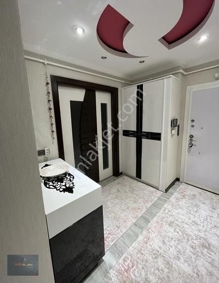 Gaziemir Gazi Satılık Daire ARSLAN'DAN MERKEZDE ARA KAT 4+1 SATILIK DAİRE KOD SD.2434