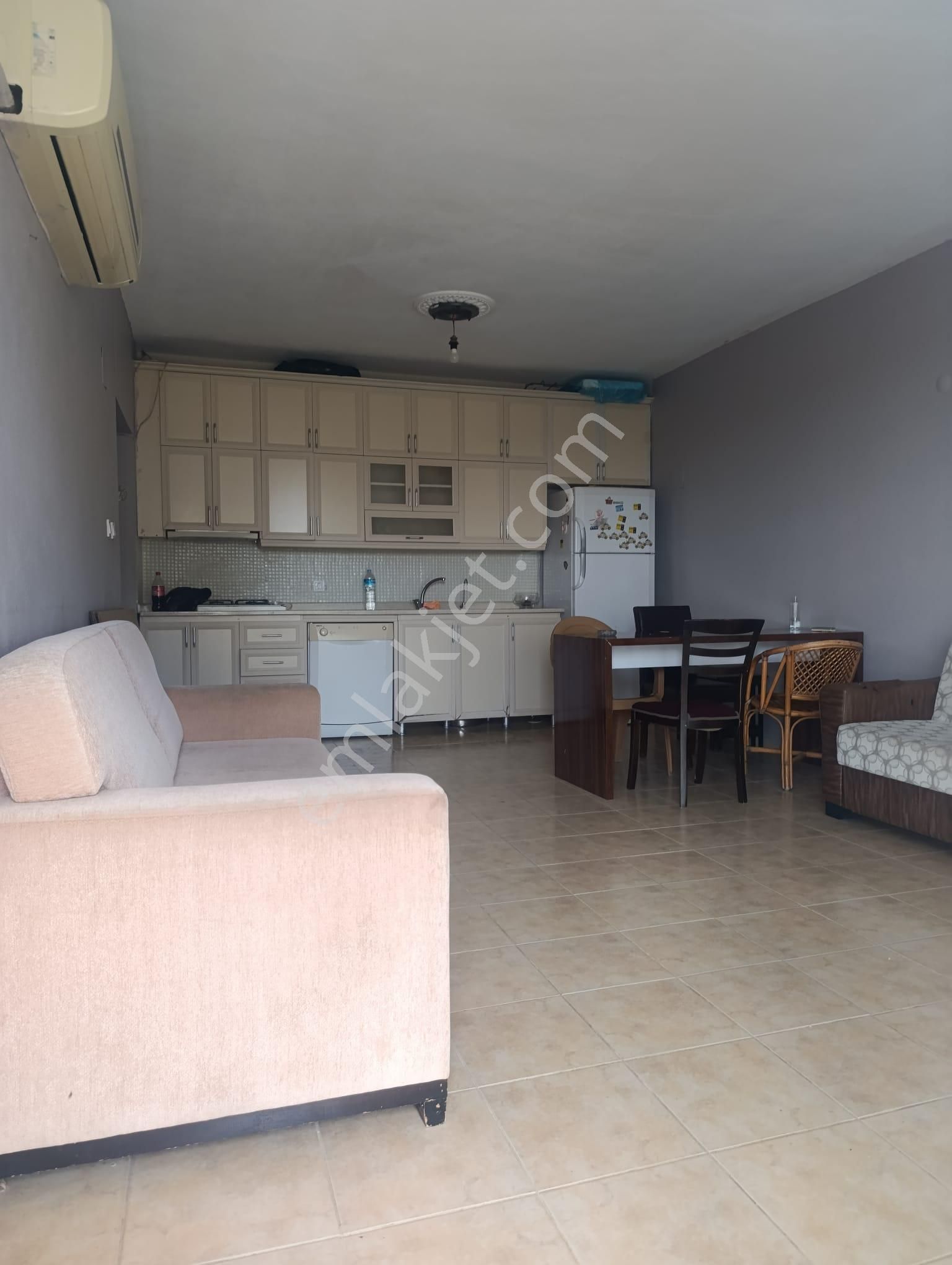 Mezitli Menderes Kiralık Daire  SOLİ SİTESİ G BLOK DENİZ MANZARALI FULL EŞYALI 2+1 KİRALIK