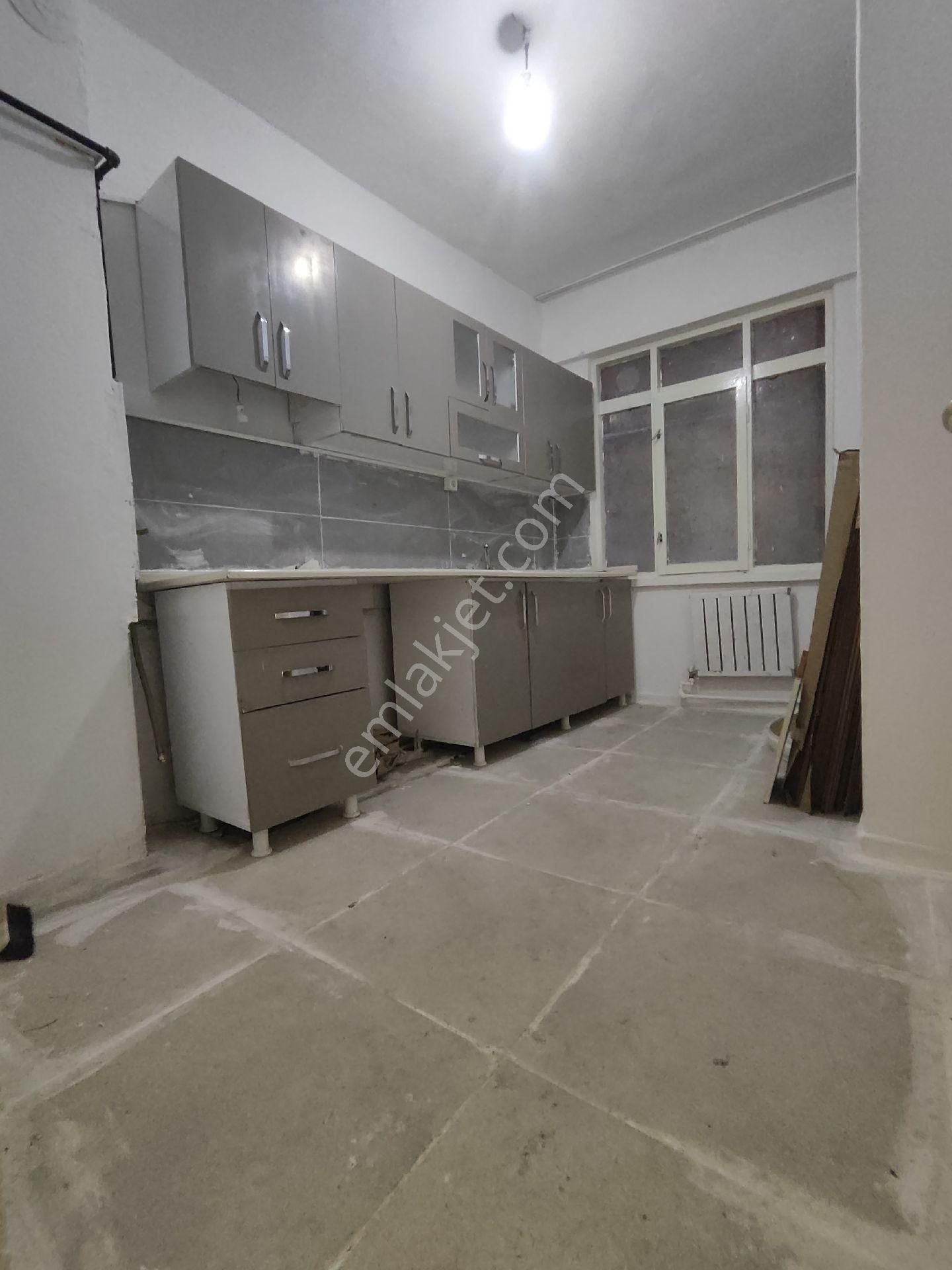 Polatlı Cumhuriyet Kiralık Daire POLATLI ÇARŞI MERKEZ 3+1/115MK DGAZLI İKİNCİ KAT KİRALIK DAİRE 