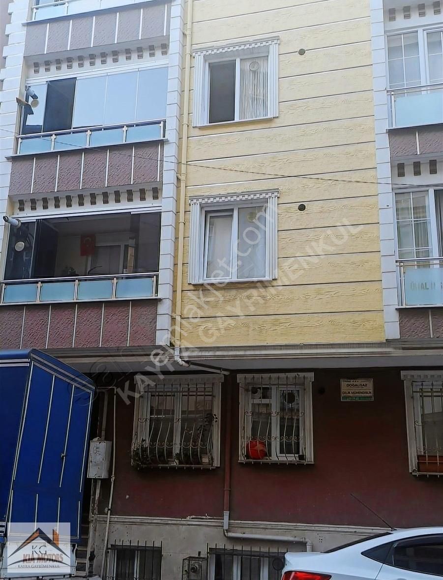 Esenyurt İncirtepe Satılık Daire Esenyurt İncirtepe Mahallesinde Satılık 2+1 100 m2 TEK YETKİLİ