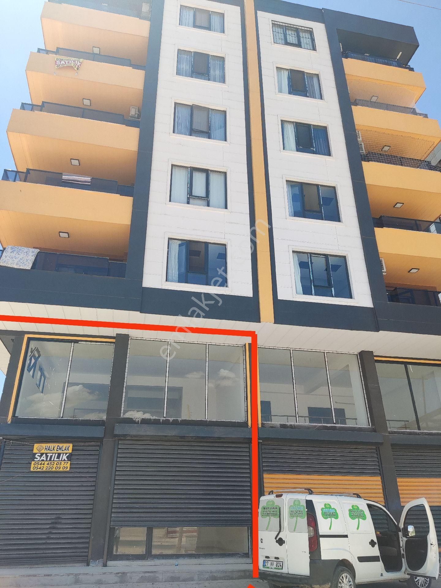 Haliliye Konuklu Kiralık Daire Konuklu'da Kısas Yolu Üzerinde Kiralık 3 Katlı Dükkan