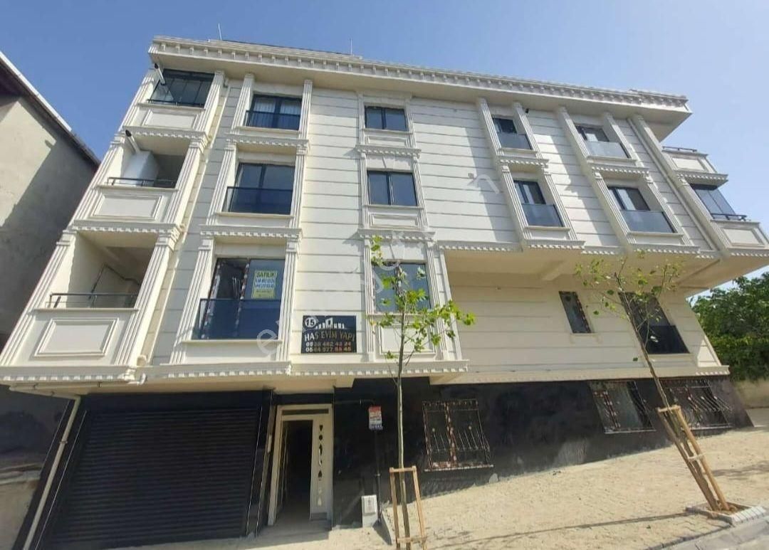 Arnavutköy Karlıbayır Satılık Daire HAS EVİM YAPIDAN ARNAVUTKÖYDE ARACISIZ KOMİSYONSUZ PROJEDEN SATILIK ARAKAT VE YÜKSEK GİRİŞLER