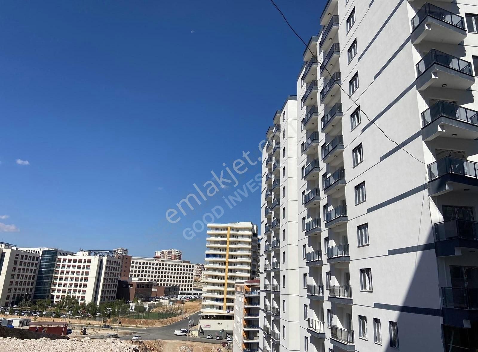 Artuklu Nur Satılık Daire DEVLET HASTANESİ YANINDA SATILIK 1+1 DAİRE