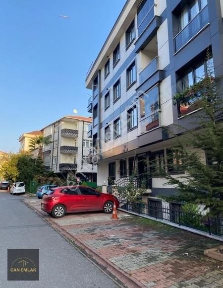 Ümraniye Esenevler Satılık Daire CAN EMLAK'TAN OKULA CADDEYE ÇOK YAKIN MASRAFSIZ DAİRE ..