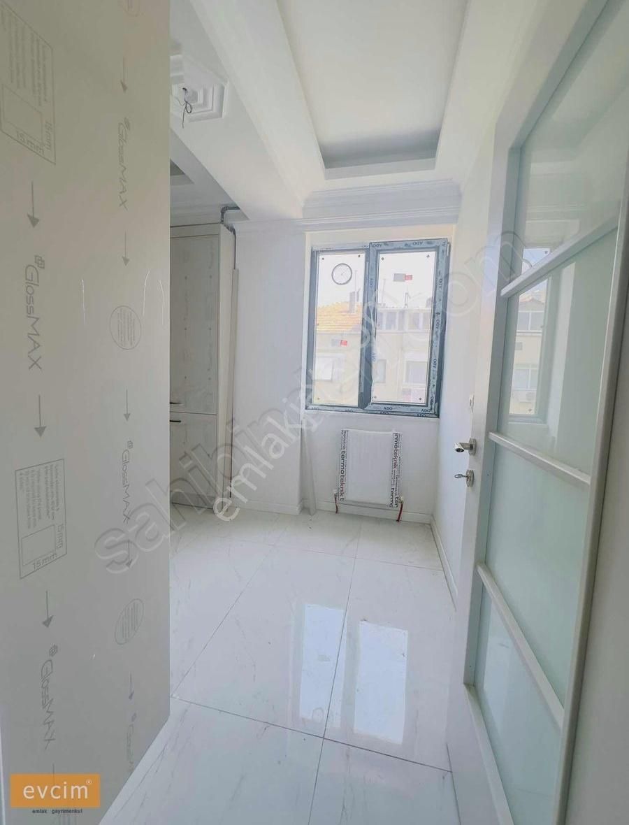 Ümraniye Armağanevler Satılık Daire Finans Merkezine Ve Caddeye Yakın Satılık 4+1 Dubleks Daire