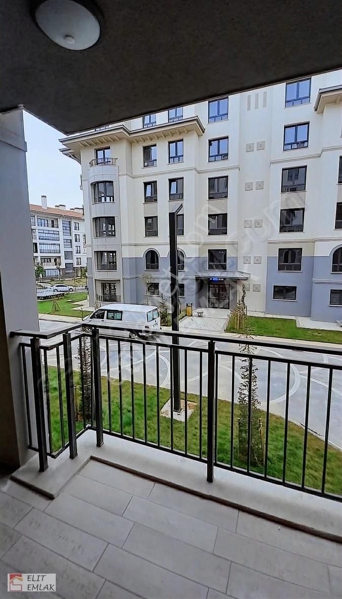 Esenler 15 Temmuz Site İçerisinde Kiralık Daire ELİT'TEN SELÇUKLU MİMARİSİ OTURUMA HAZIR 2+1 KİRALIK DAİRE