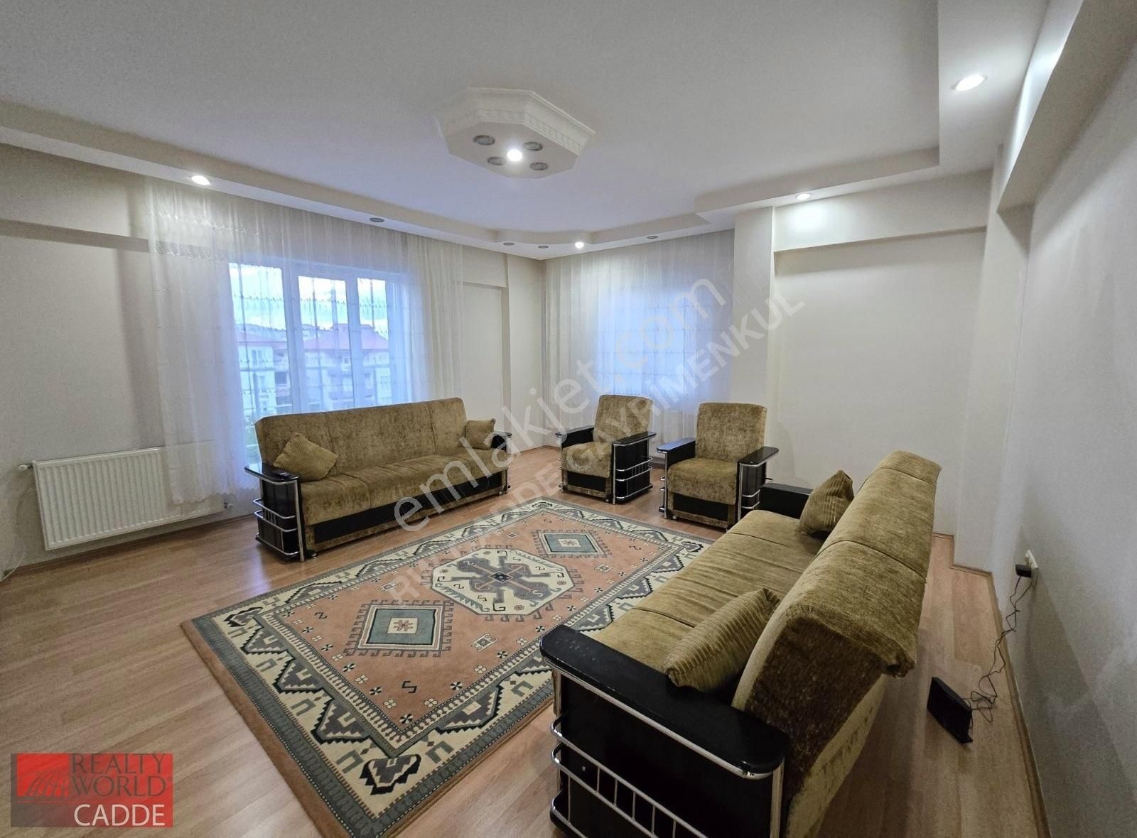 Yeşilyurt Abdulgaffar Satılık Daire Rw Caddeden Florya 3 Sitesinde Satılık 3+1 Daire