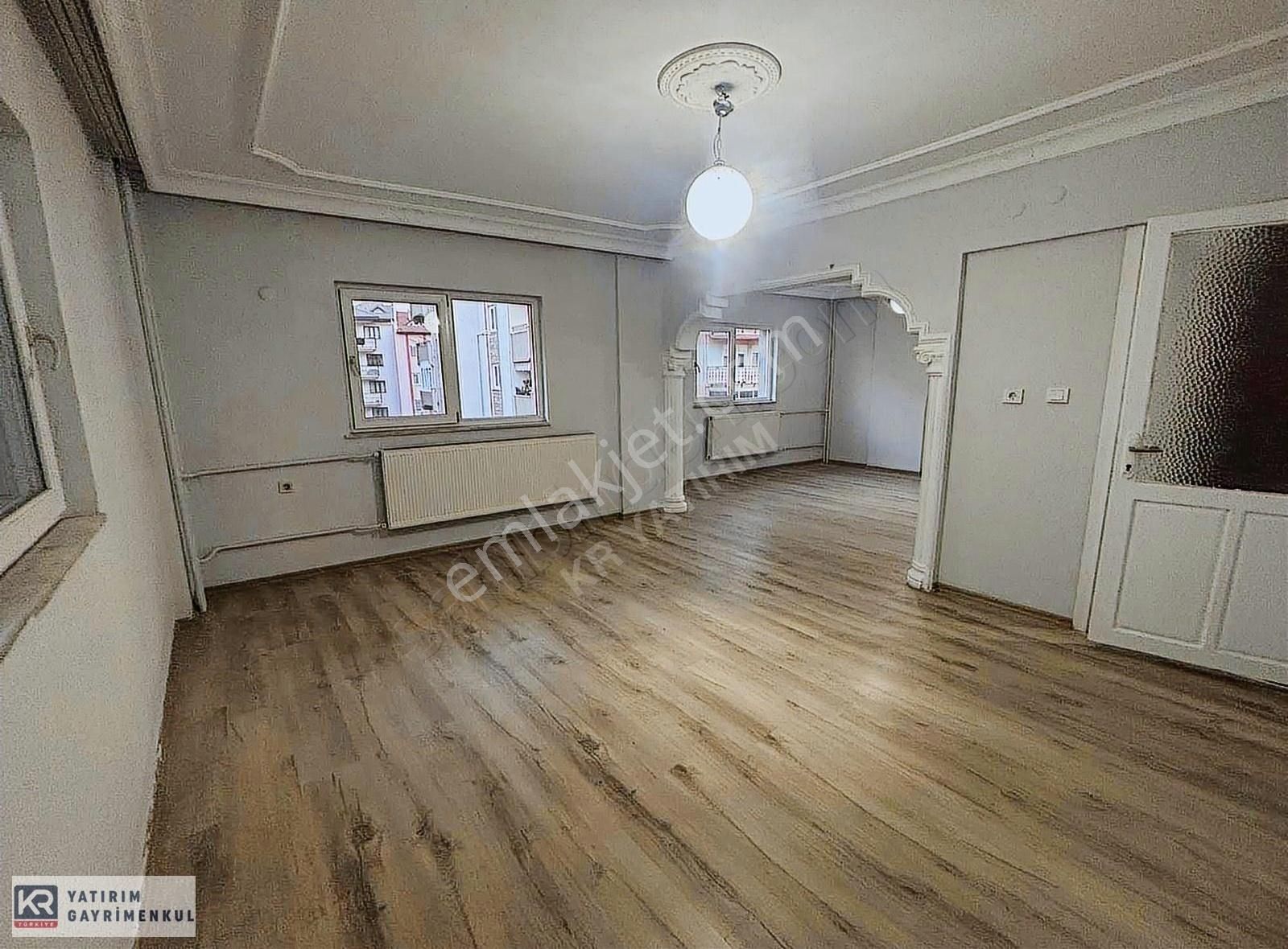 Pamukkale Yunusemre Kiralık Daire Kr Yatırım' Dan Tokat Caddesinde 140 M2 2+1 Kiralık Arakat Daire