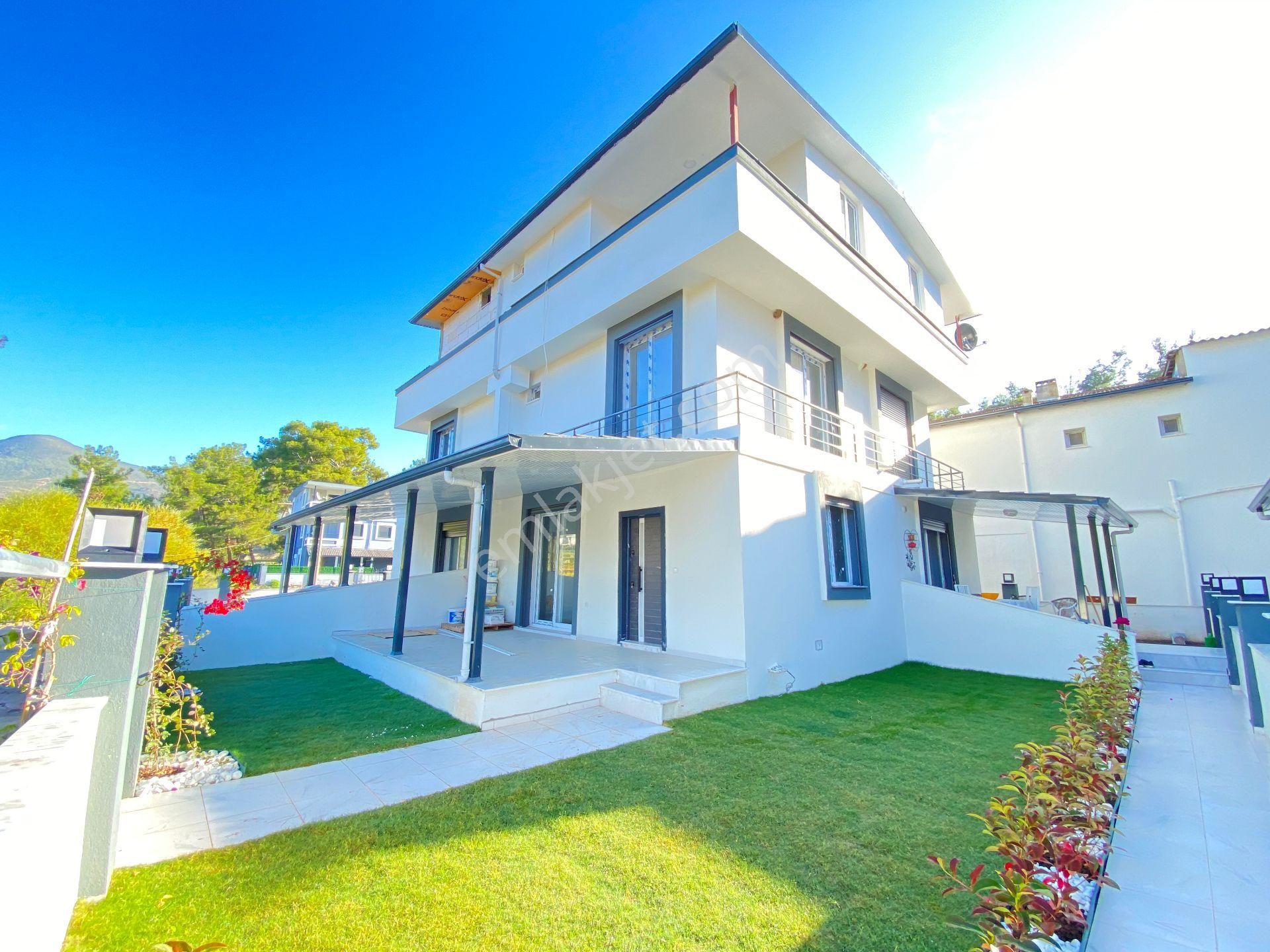 Seferihisar Payamlı Satılık Villa  DOĞANBEY PAYAMLI DA BAHÇELİ SATILIK 2+1 VİLLA